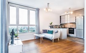 Mogilska Tower Apartment near Tauron Arena Krakow by InPoint